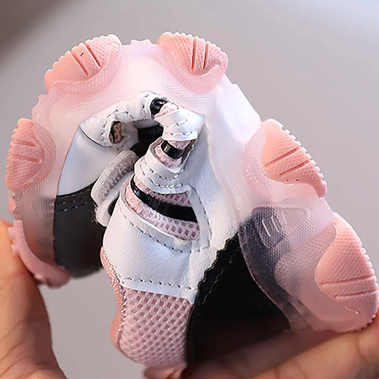 IWIHMIV Boys Running Shoes Kids Luminous Shoes Non-Slip Breathable Sport Athletic Tennis Running Shoes for Girls