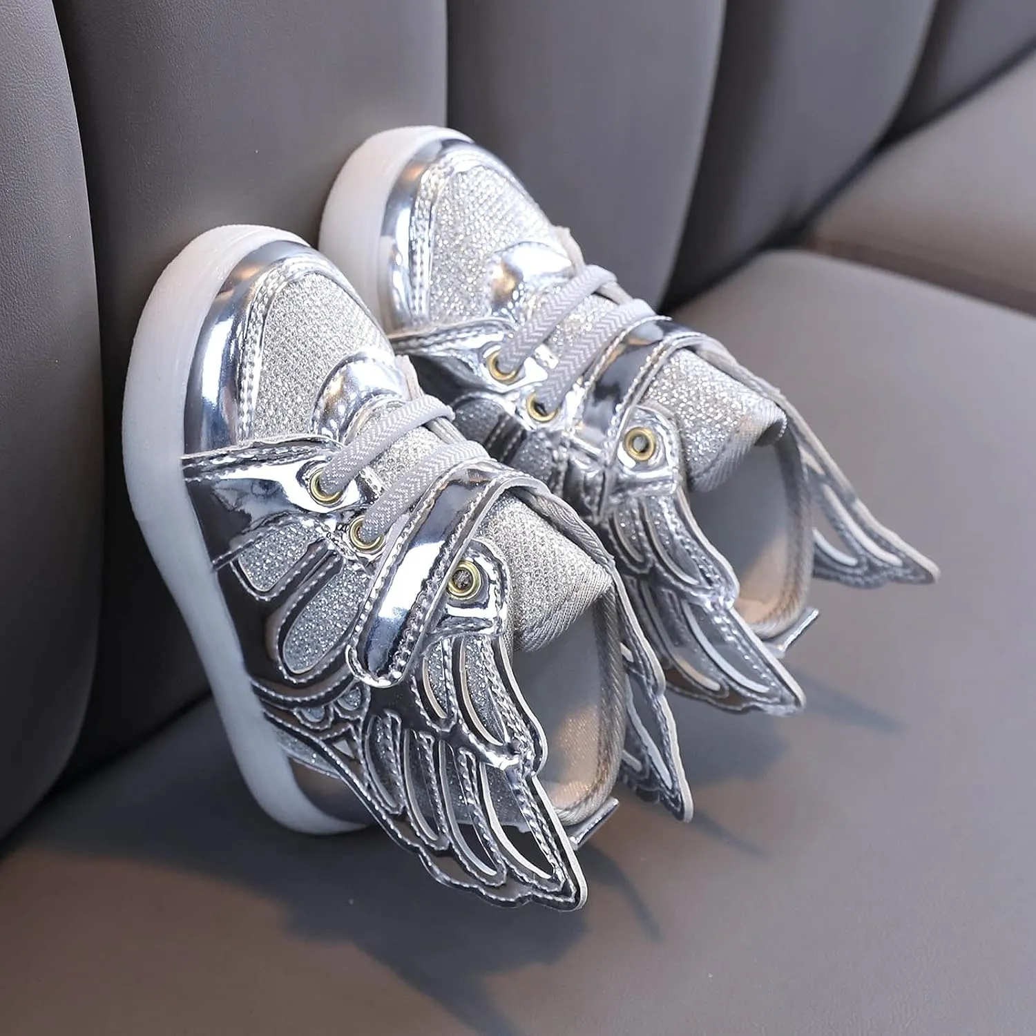 IWIHMIV Toddler Running Shoes Girls Led Light Walking Shoes for Boys Tennis Running Girls Casual Comfortable Shoes