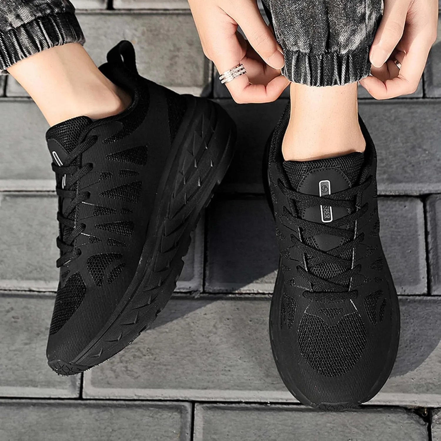 Mens and Womens Low Top Lace Up Marathon Running Shoes Non Slip and Breathable Basketball Sneakers Badminton Competition Shoes High Jump Sneakers Hurdle Sneakers