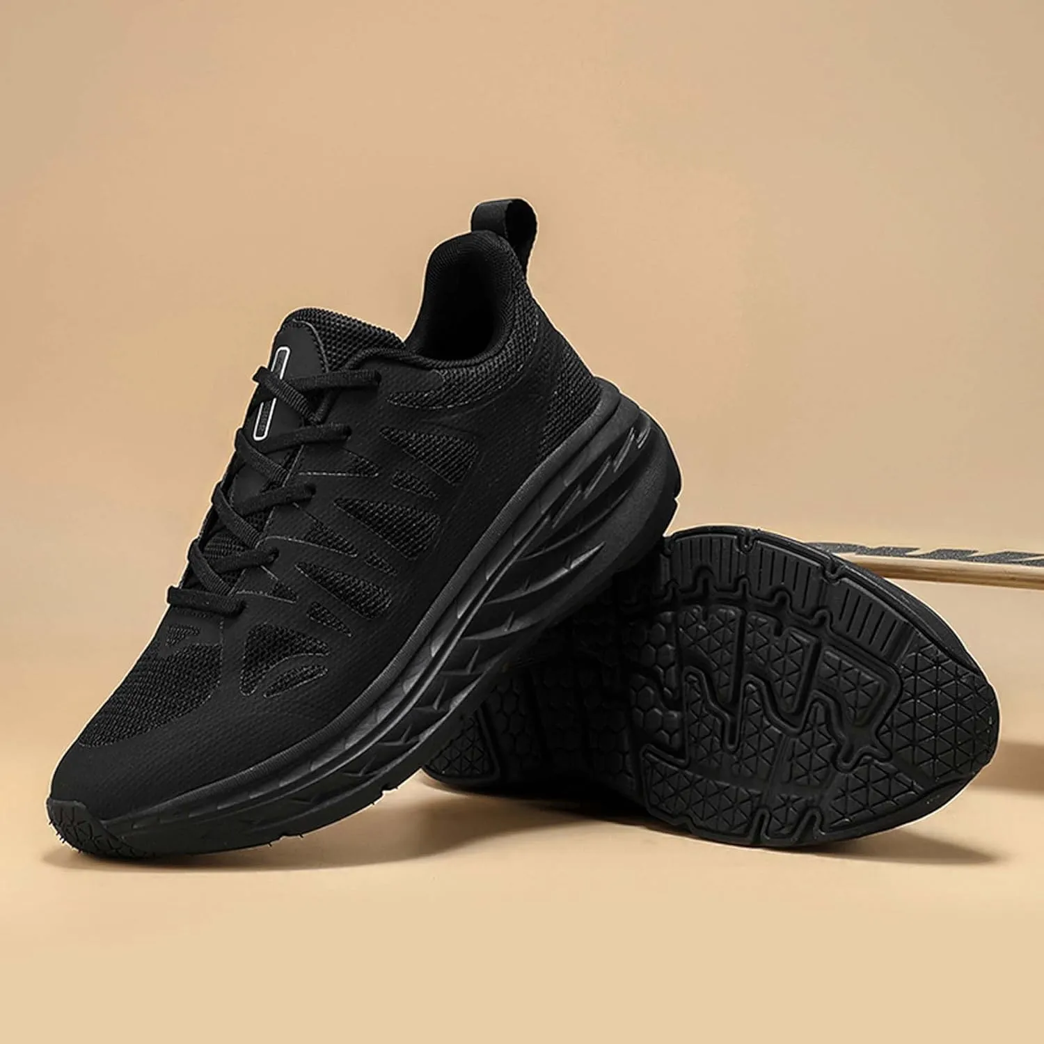 Mens and Womens Low Top Lace Up Marathon Running Shoes Non Slip and Breathable Basketball Sneakers Badminton Competition Shoes High Jump Sneakers Hurdle Sneakers
