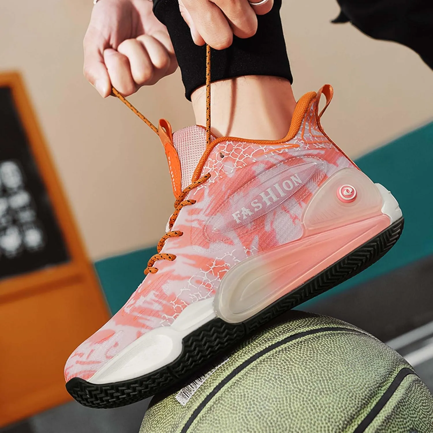 Mens and Womens Non Alip and Breathable Running Shoes High Elasticity Basketball Sneakers Lace Up Mid Top Hiking Shoes Rbber Soles Durable Walking Shoes Competitive Badminton Shoes