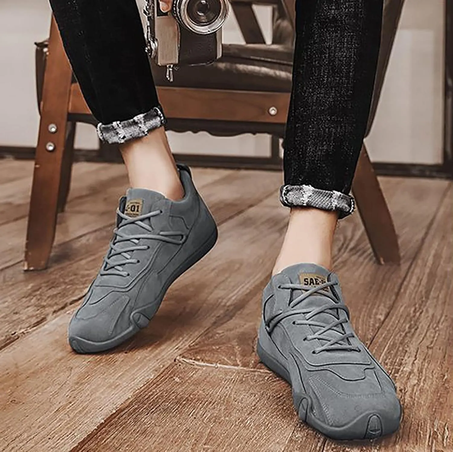 Men's Fashion Sneakers Mens Dress Sneakers Men's Comfortable Walking Shoes Tennis Comfortable Badminton Shoes