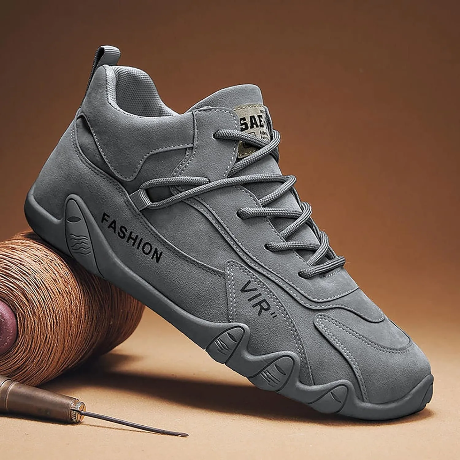 Men's Fashion Sneakers Mens Dress Sneakers Men's Comfortable Walking Shoes Tennis Comfortable Badminton Shoes