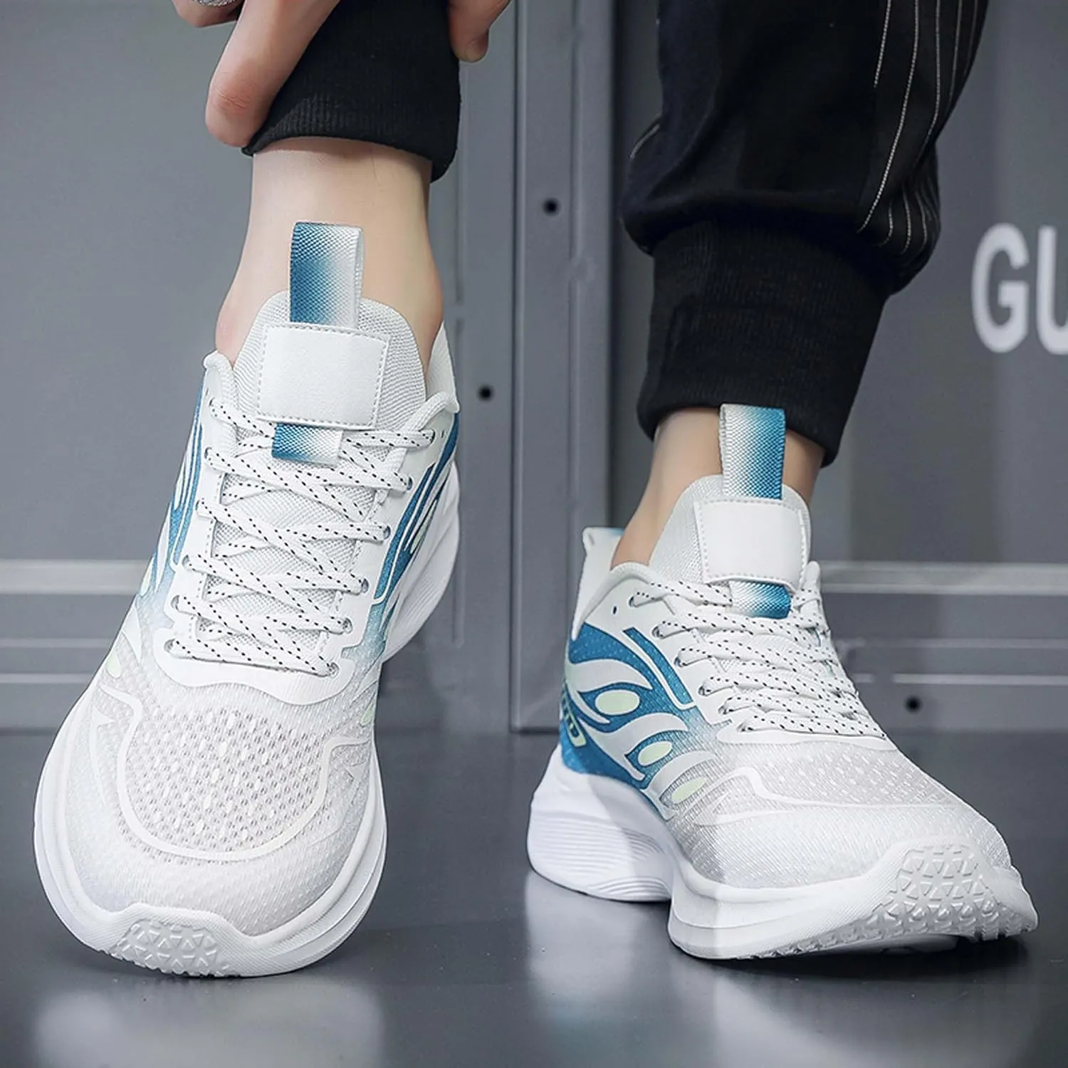 Men's Fashionable Comfortable Breathable Mesh Running Shoes, Wear-Resistant Non Slip Soft Sole Casual Walking Shoes, Men's Volleyball Shoes, Jogging Shoes, Black Tennis Shoes