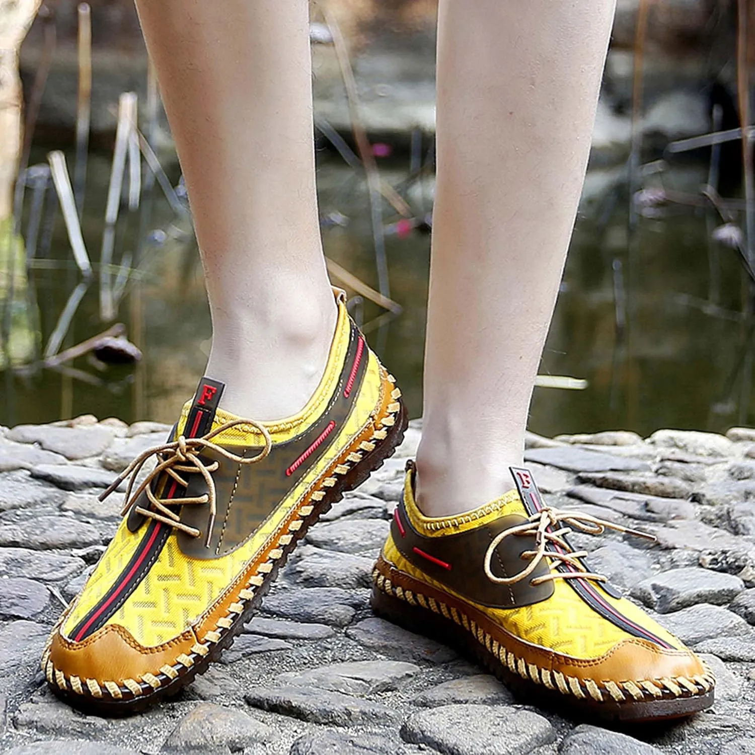 Men's Hiking Shoes Lightweight Non-slip Climbing Shoes Casual Walking Shoes Quick-drying Water Sneakers Outdoor Casual Sneakers