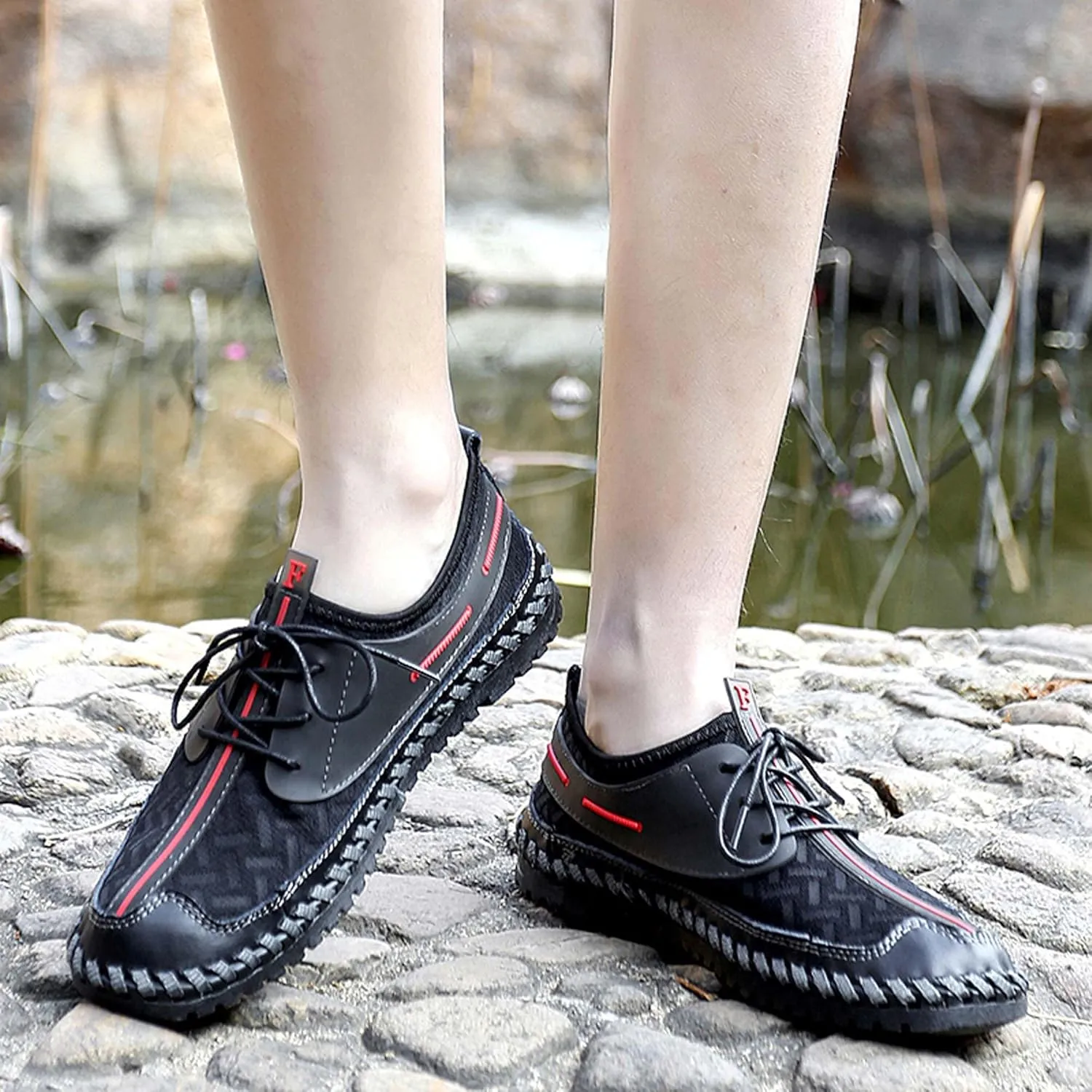 Men's Hiking Shoes Lightweight Non-slip Climbing Shoes Casual Walking Shoes Quick-drying Water Sneakers Outdoor Casual Sneakers