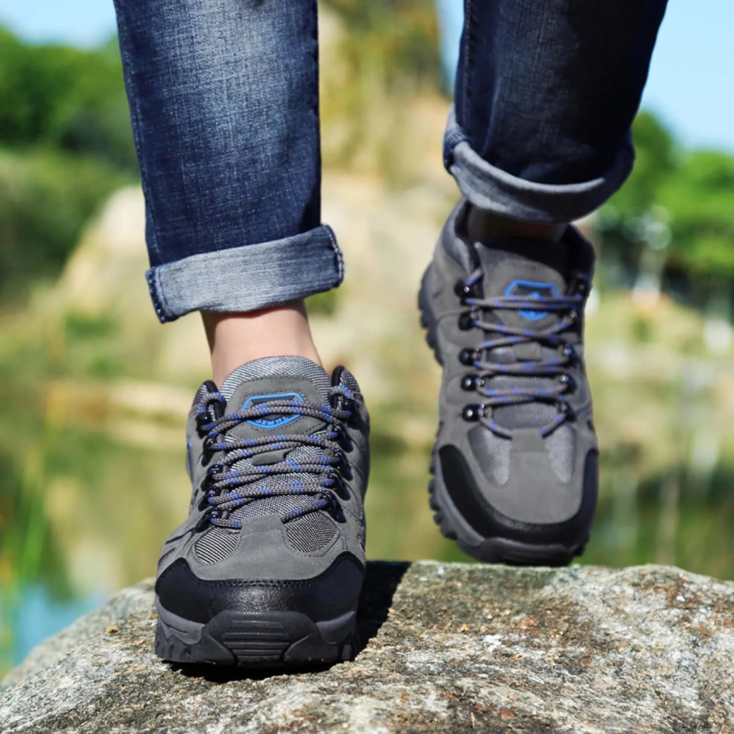 Mens Lace Up Low Top Hiking Shoes Rubber Soles Non Slip and Wear Resistant Climbing Shoes Lightweight and Breathable Scenic Spot Tourism Shoes Comfortable and Durable Hiking Walking Shoes
