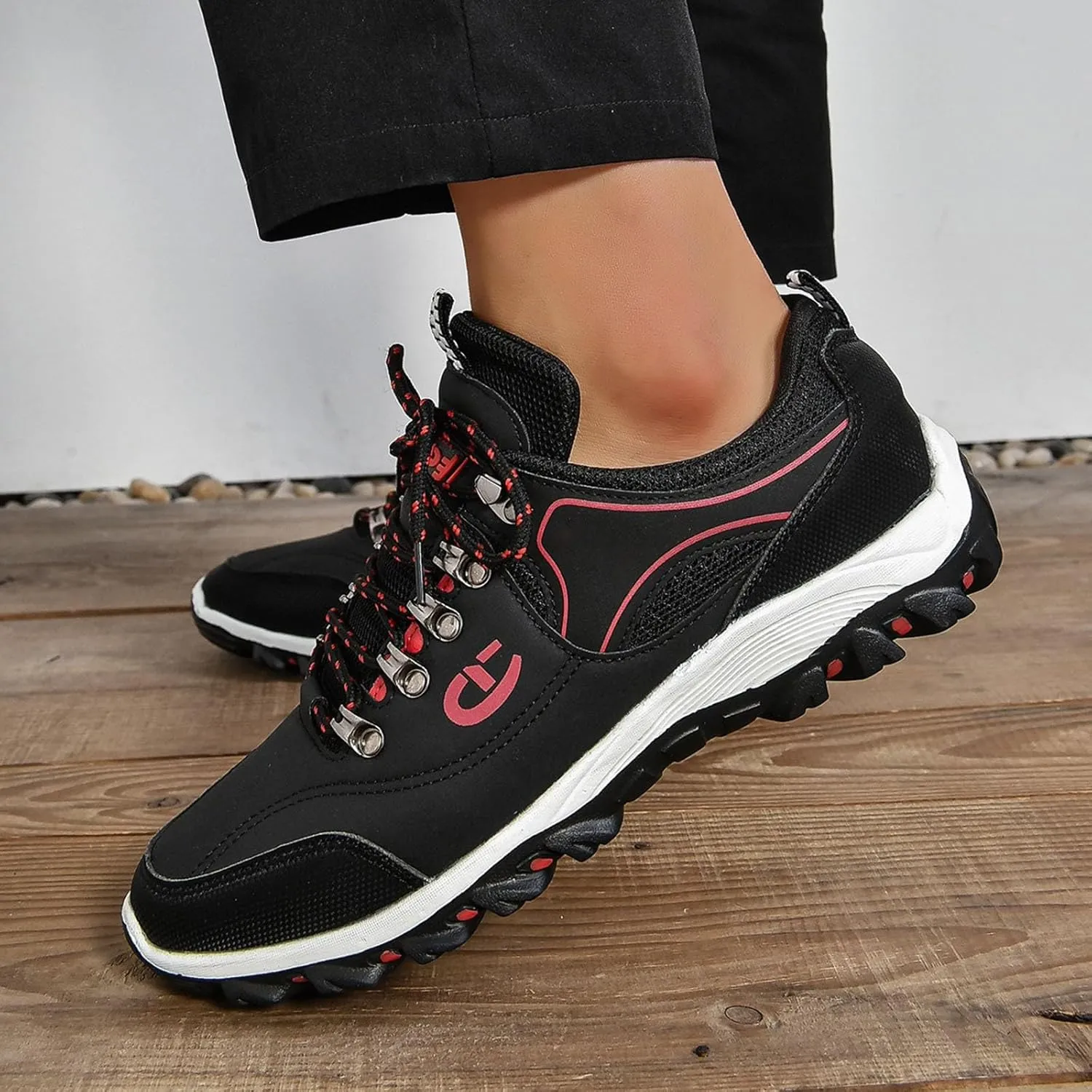 Men's Lace Up Sneakers Lightweight Non Slip Sneakers Arch Support Versatile Walking Shoes Comfort Workout Shoe