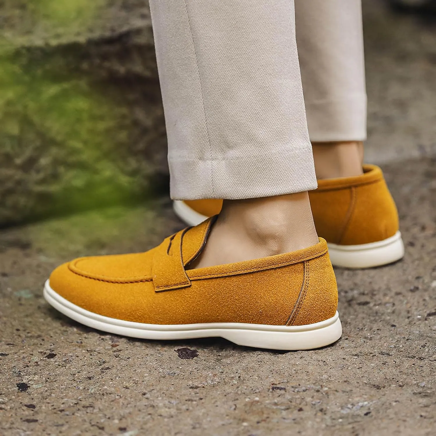 Men's Slip On Loafers Comfortable Soft Sole Suede Driving Shoes Breathable Lightweight Walking Travel Work Casual