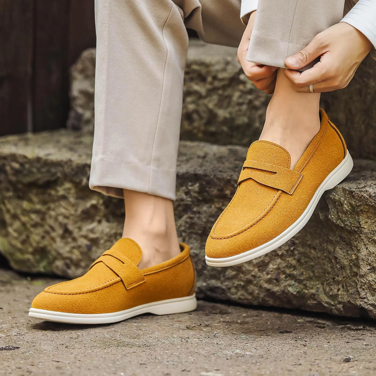 Men's Slip On Loafers Comfortable Soft Sole Suede Driving Shoes Breathable Lightweight Walking Travel Work Casual