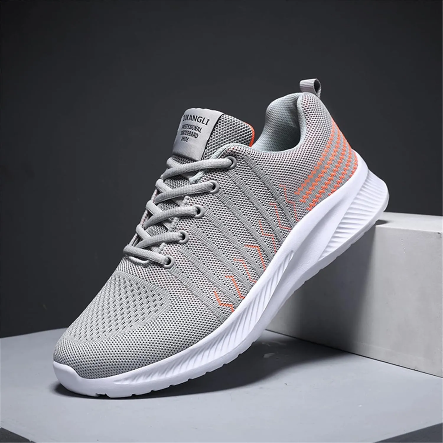 Outdoor Jogging Sneakers for Men Breathable and Light Outdoor Comfy Walking Shoe Men's Comfortable Dress Shoes