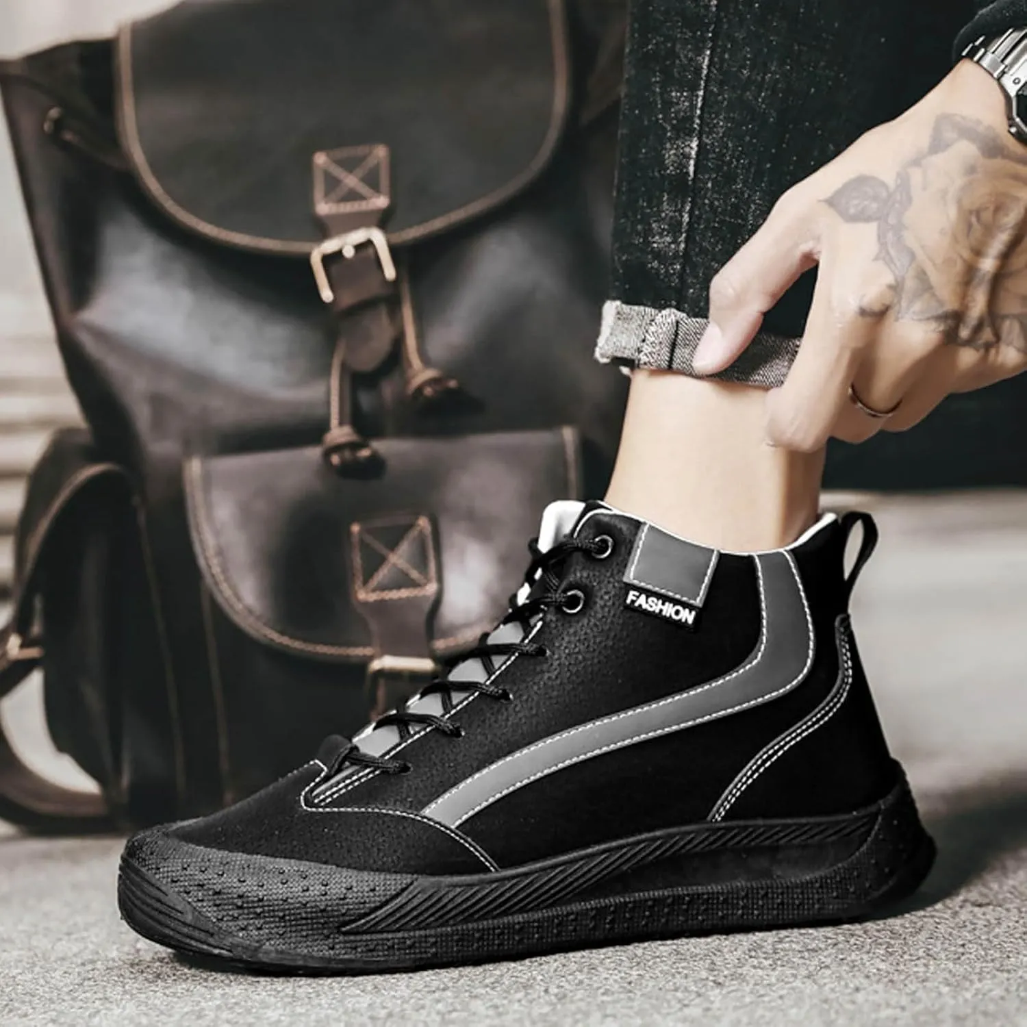 Snow Boots for Men Waterproof Winter Boots Fully Fur Lined Booties Slip on Outdoor Ankle Boots Lace Up Lightweight Walking Hiking Boots